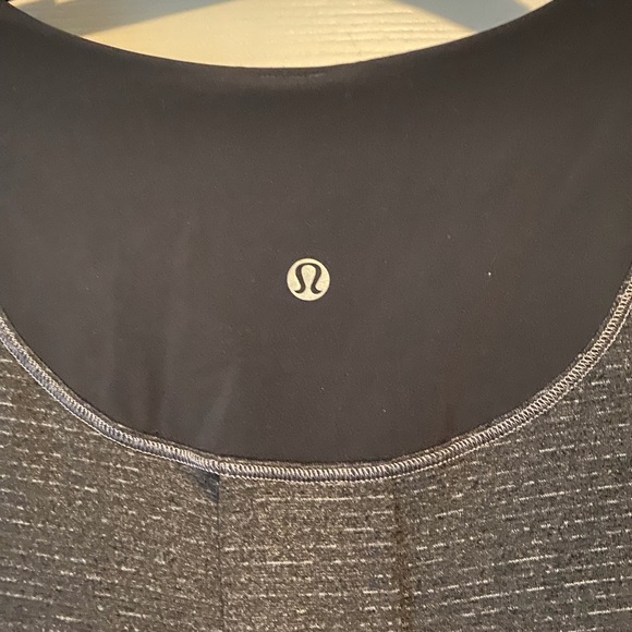 Lululemon top, size 8. - Picture 3 of 3